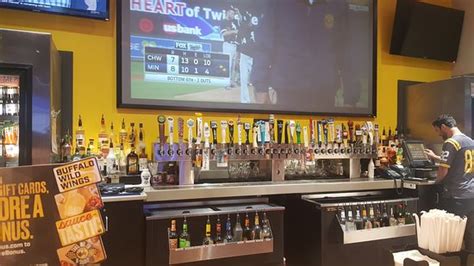 buffalo wild wings coralville review - Buffalo Wild Wings Coralville, IA 52241 